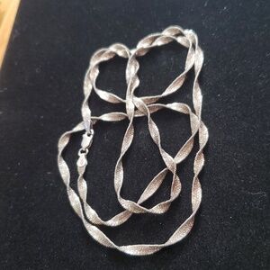 Vntg Sterling Silver 925 Twisted Herri Chain Necklace made In Italy 13.1 grms
